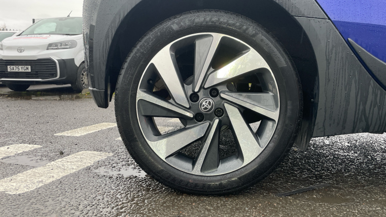 Toyota Aygo X 1.0 VVT-i Edge 5dr Petrol Hatchback